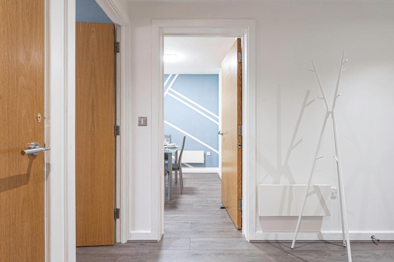 Jkg Property Solutions Presents Cosy City Apartment Coventry Kültér fotó