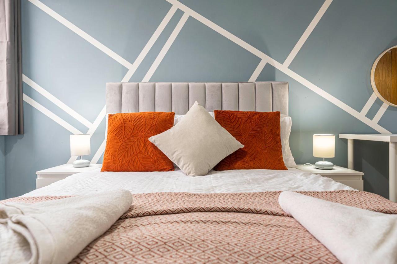 Jkg Property Solutions Presents Cosy City Apartment Coventry Kültér fotó