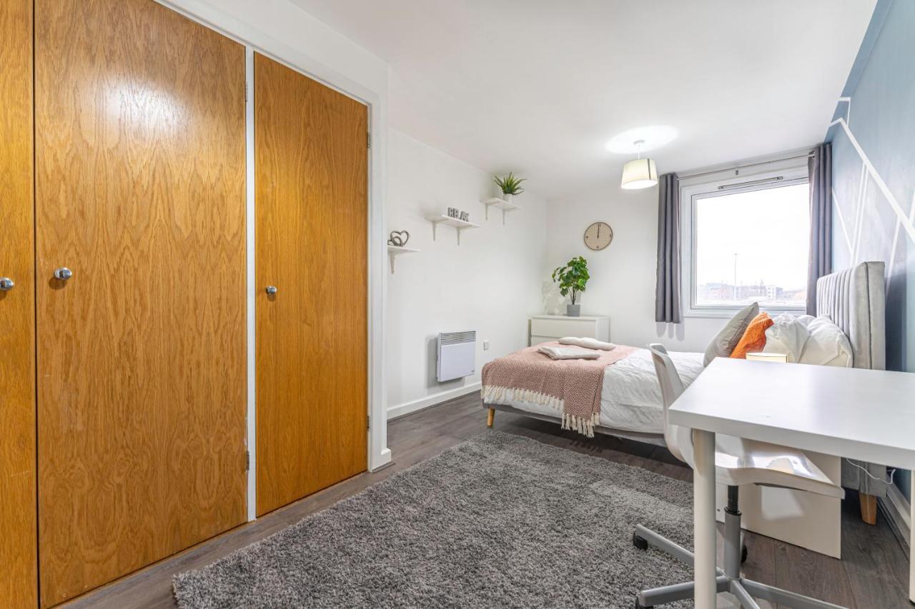 Jkg Property Solutions Presents Cosy City Apartment Coventry Kültér fotó