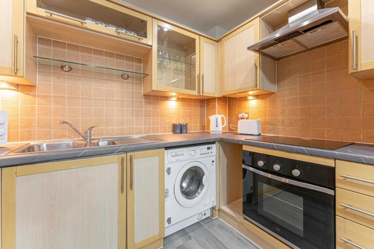 Jkg Property Solutions Presents Cosy City Apartment Coventry Kültér fotó