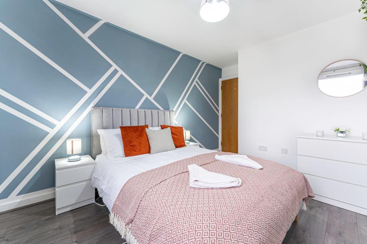 Jkg Property Solutions Presents Cosy City Apartment Coventry Kültér fotó