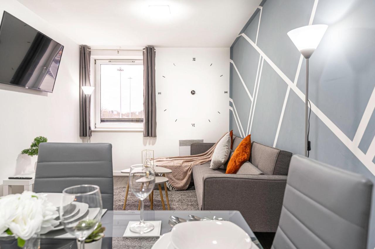 Jkg Property Solutions Presents Cosy City Apartment Coventry Kültér fotó